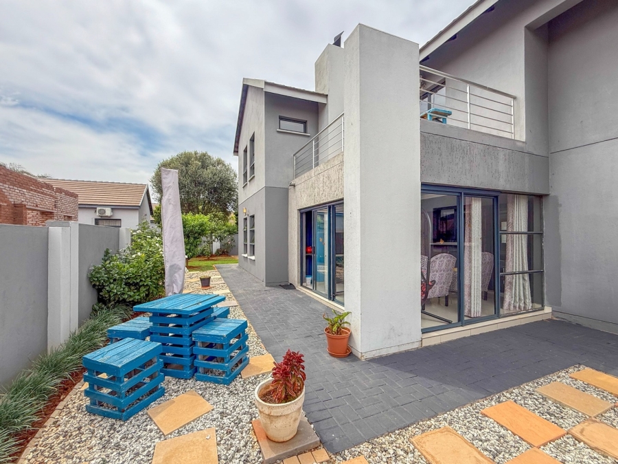 4 Bedroom Property for Sale in Melodie North West